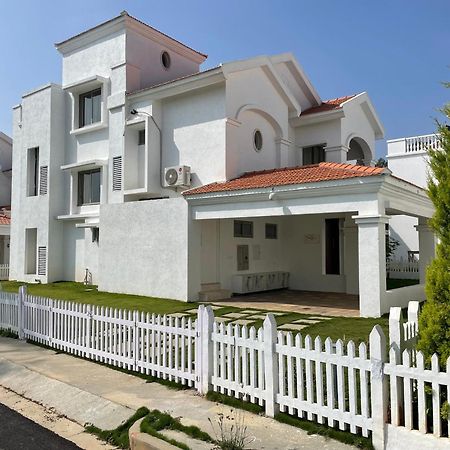 House Of Hiranandani Villa 벵갈루루 외부 사진